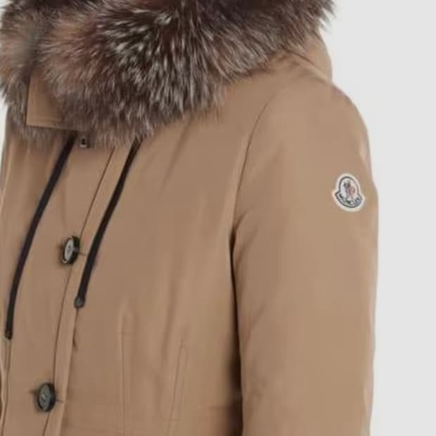 몽클레어 아레델 몬티콜 베이지