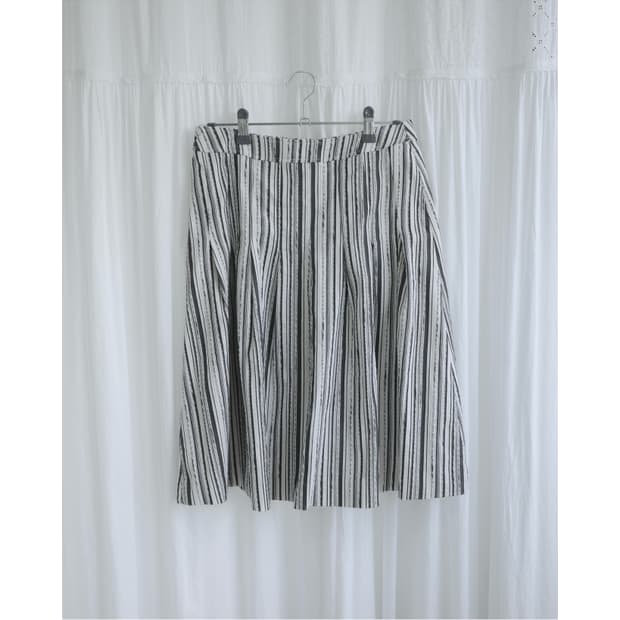 Stripe flare skirt
