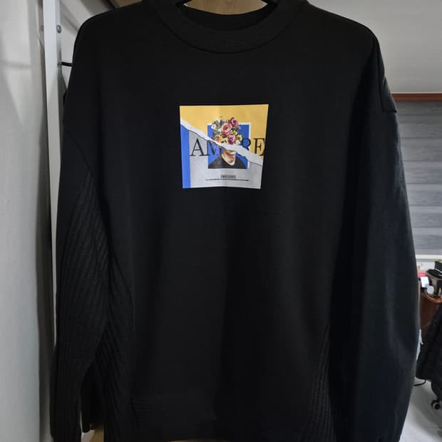 시스템옴므 사이드니팅 프린팅 맨투맨 105 블랙