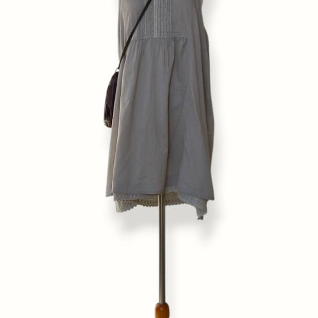 핀턱 레이스 나시 원피스 베이지 면 튜닉 