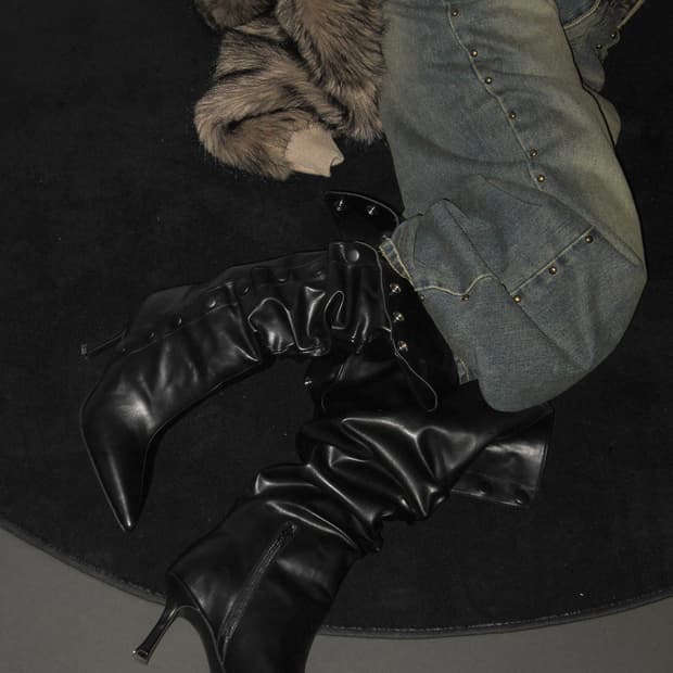 티릿 스냅버튼 스틸레토 레더부츠힐 245