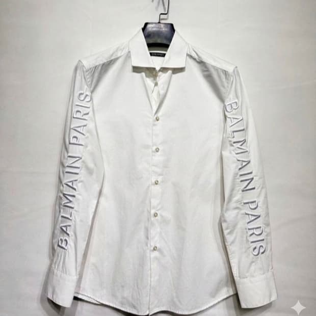 [당일배송] 발망 
BALMAIN PARIS 레터링 드레스셔츠 XL
