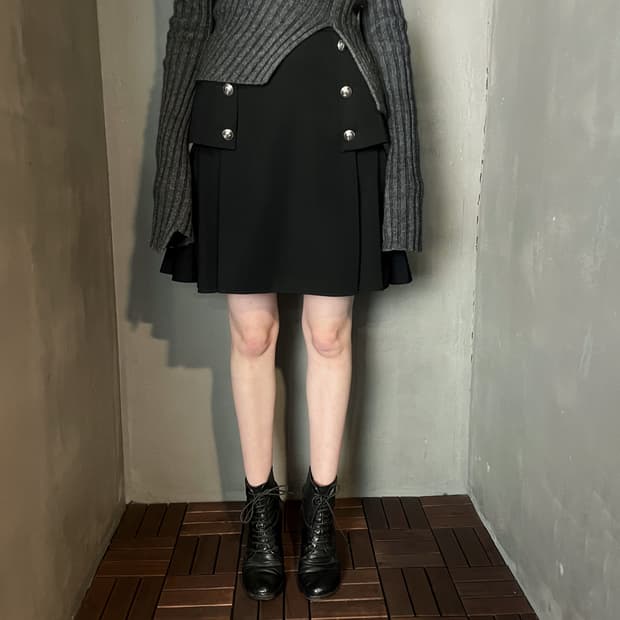 17aw 알렉산더 맥퀸 밀리터리 페플럼 스커트