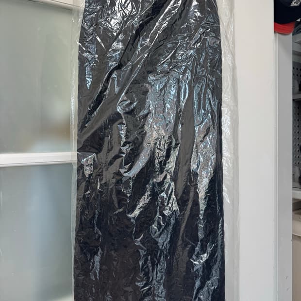 리본빛 벨벳 스커트