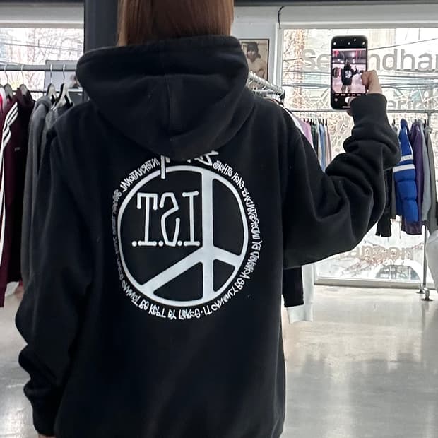 스투시 피스닷 백로고 후드티