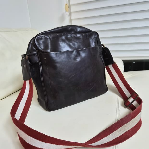 발리정품 남성 크로스백 