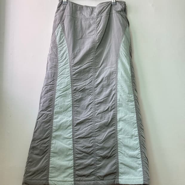 노컨텐츠 신슐레이트 머메이드 라인 스커트