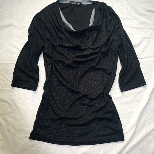 Tornado Mart python drape top 