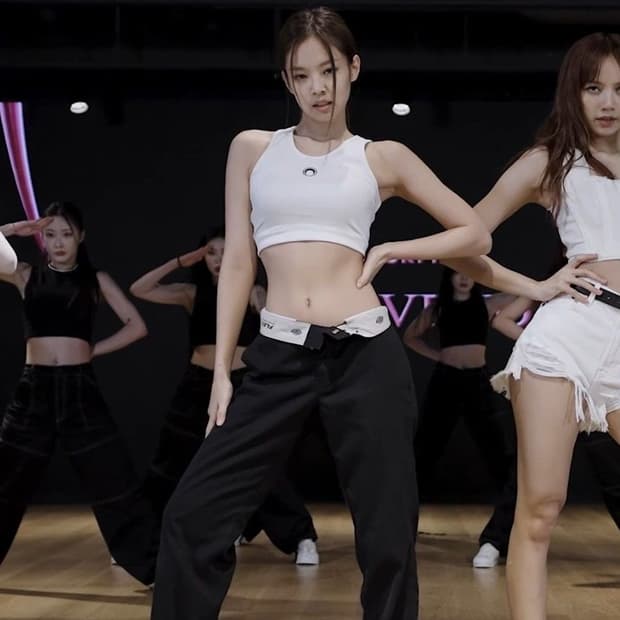 JENNIE Dickies 874 로우라이즈 팬츠