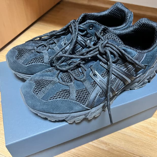 아식스 젤 소노마 15-50 블랙 270