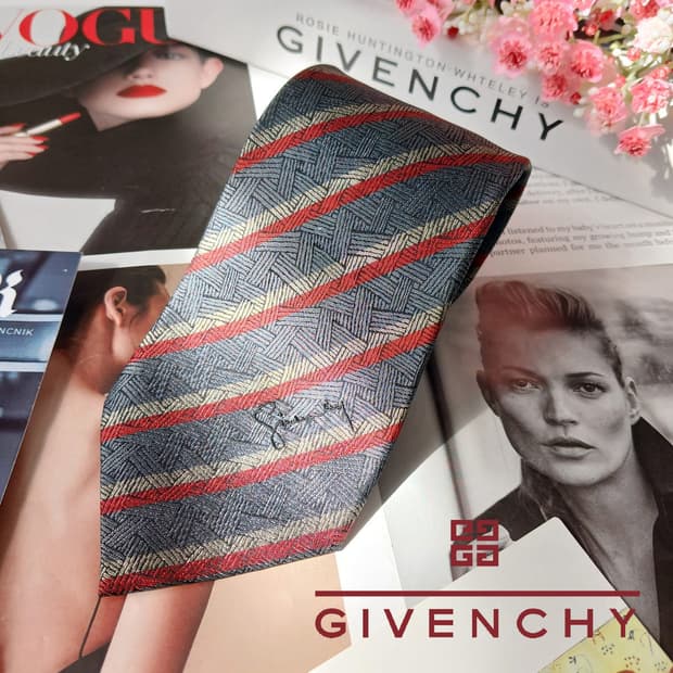 지방시 넥타이 레드 사선 자카드 패턴 8cm A~B등급 A19858