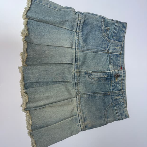 onmyown denim pleated skirt