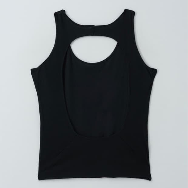 opheden 오브헤덴 백리스 슬리브리스 탑 블랙