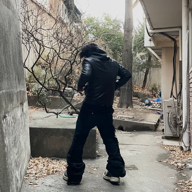 데빌킴 릭오웬스맛 블러드 왁시드 코팅 플레어 오피움 부츠컷 팬츠