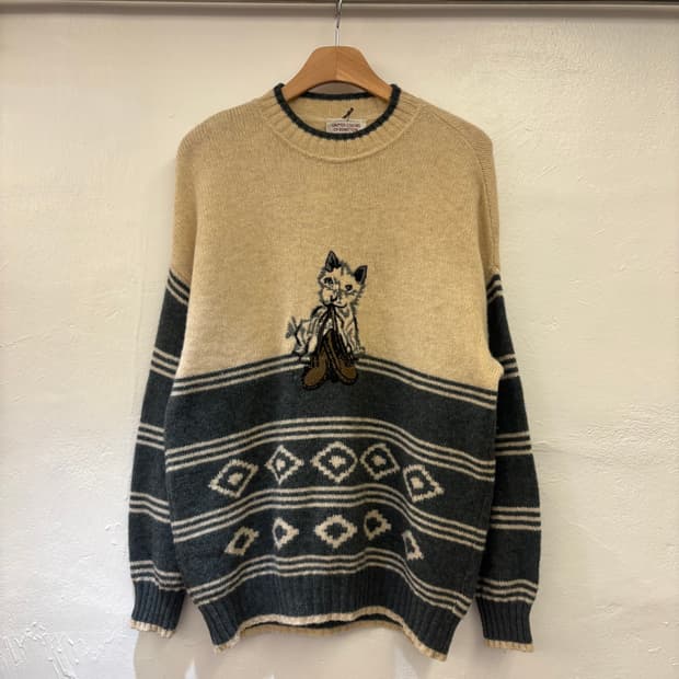 UNITED COLORS OF BENETTON 고양이 자수 배색 니트