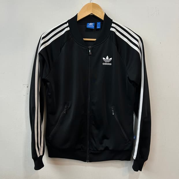 10755 - 아디다스 블랙 슈퍼스타 트랙탑 져지