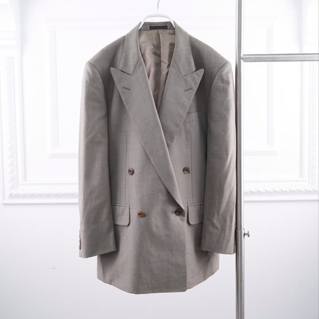 Burberry 라이트 그레이 더블 브레스티드 울 블레이저
