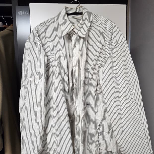 23fw 우영미 스트라이프 크링클 셔츠 48사이즈
