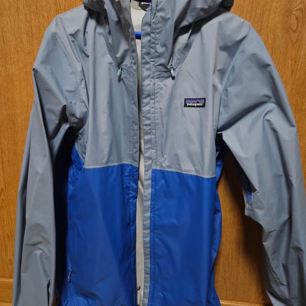 파타고니아 바람막이 블루/그레이 토렌쉘 자켓