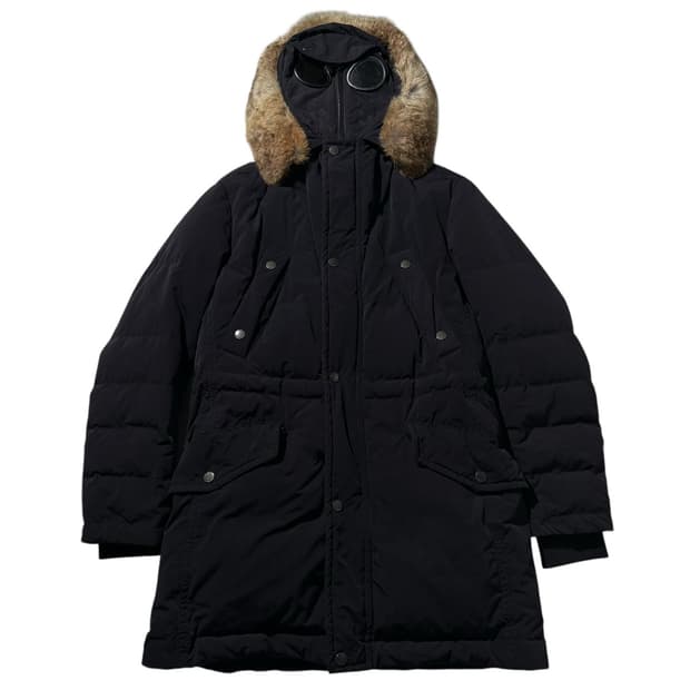 CP컴퍼니 노르지 고글 덕다운 패딩 블랙