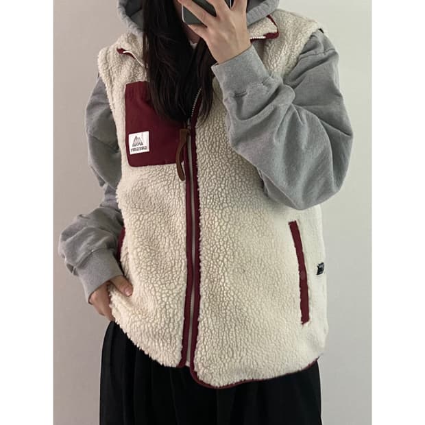 그레고리 후리스 조끼