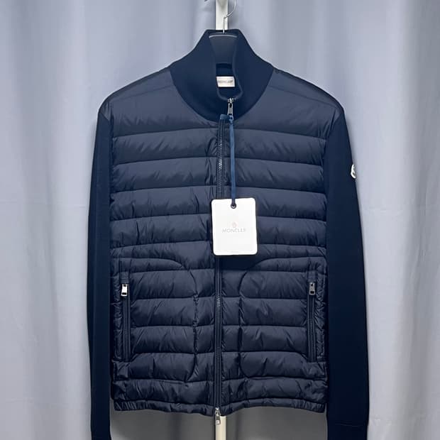 [정품] 22FW / L 몽클레어 니트패딩 블랙