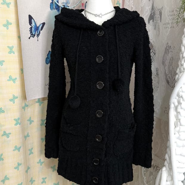 블랙 뽀글이 폼폼 후드 가디건