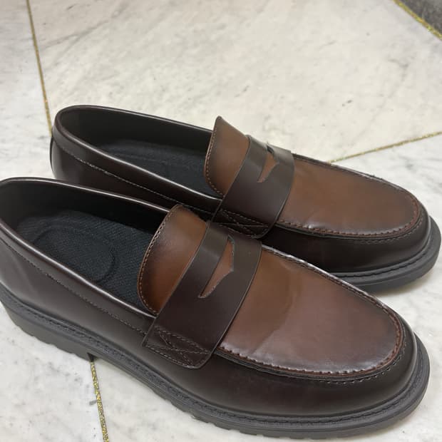 자라 페니 로퍼 브라운