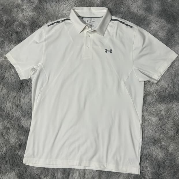 언더아머 기능성 화이트 반팔 L