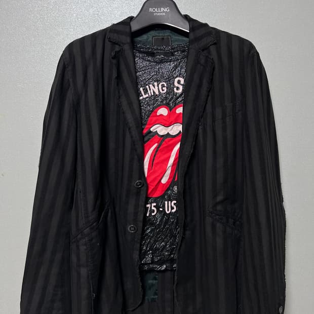 Grunge damged blazer jacket