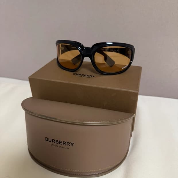 버버리 고글형 선글라스