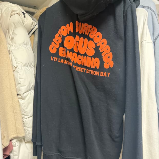 데우스 마키나 후드티