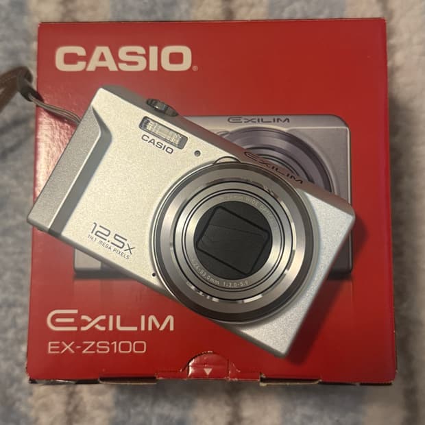 카시오 엑슬림 zs100 실버