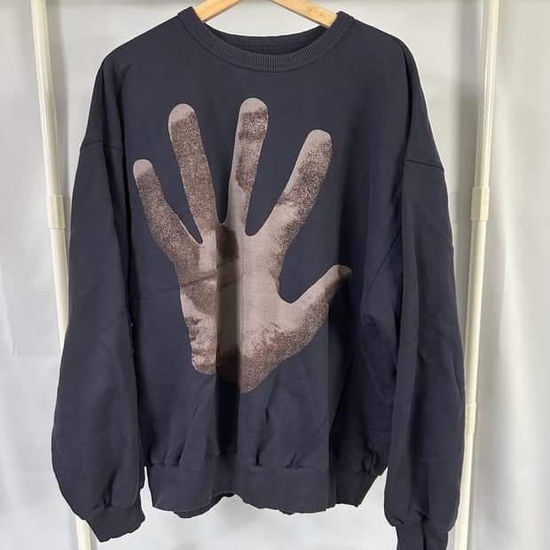 드리스반노튼 맨투맨 삽니다