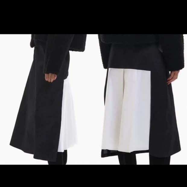 Yunse 하프 플리츠 스커트 데님