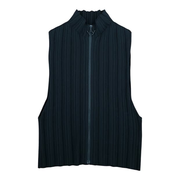 openyy pleated zip knit vest