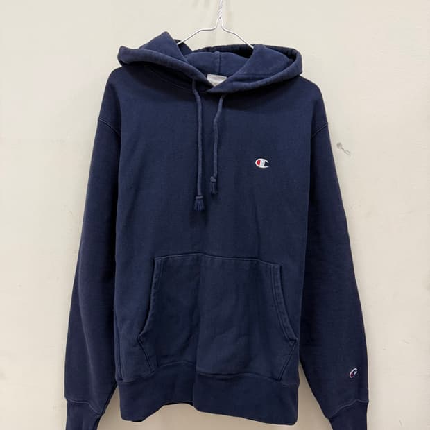 챔피온 네이비 후드티