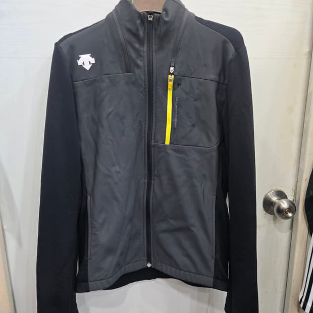 95,M )) DESCENTE 데상트 져지! 옷상태 굿굿굿~