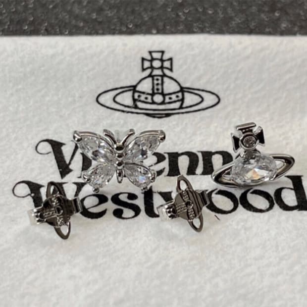 비비안웨스트우드 아카이브 크리스탈 큐빅 나비 orb 귀걸이 
