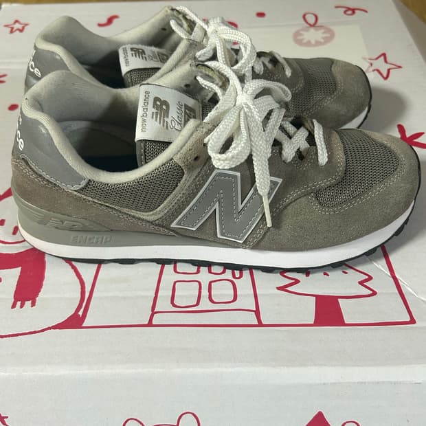 뉴발란스 574 그레이 250