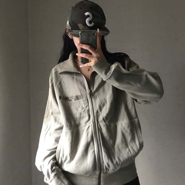 퓨마 카키 하이넥 집업