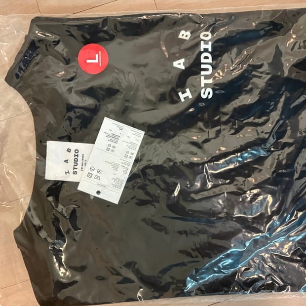 새상품 아이앱 스튜디오 라이트 롱슬리브