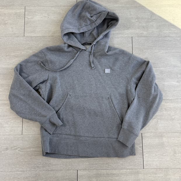 아크네 스튜디오 후드티 m사이즈