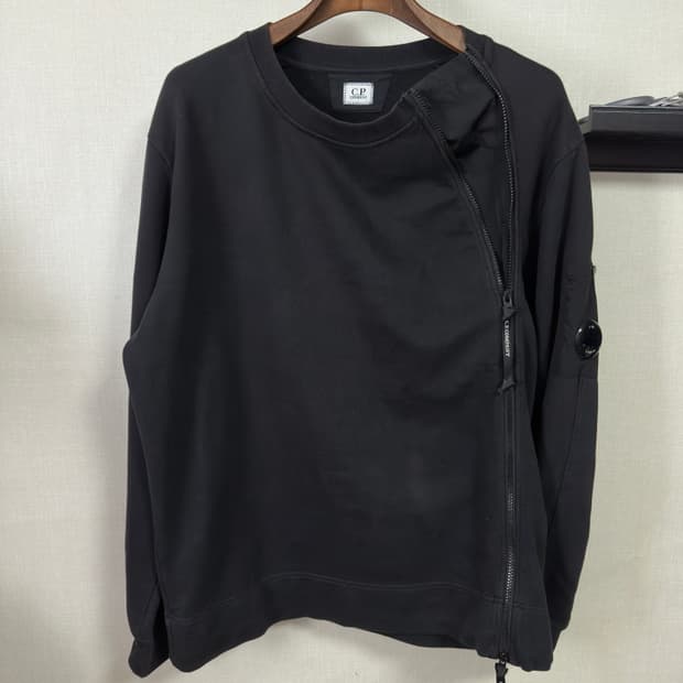 Cp company sweater Xl (105-110)