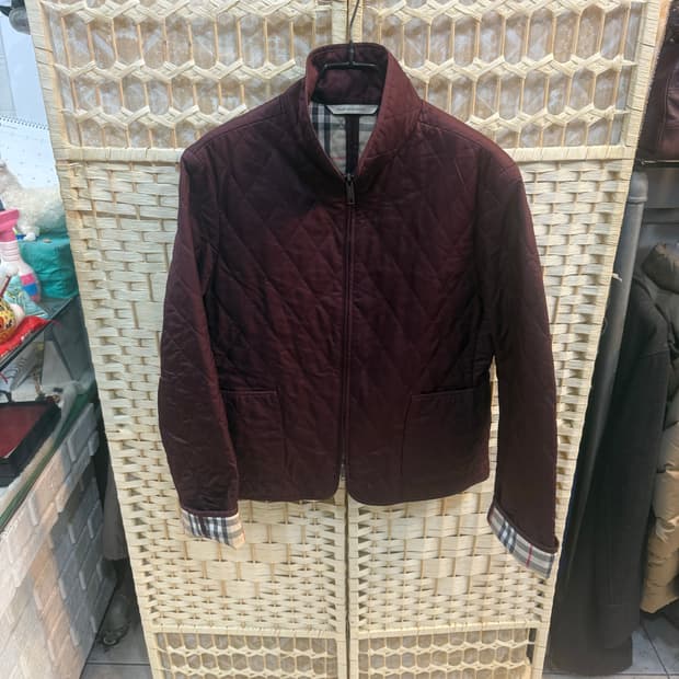 66-77 정품 버버리 누빔자켓 팝니다