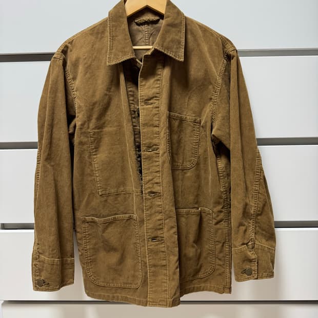 유니클로 코듀로이 자켓 M사이즈 새상품 판매합니다.