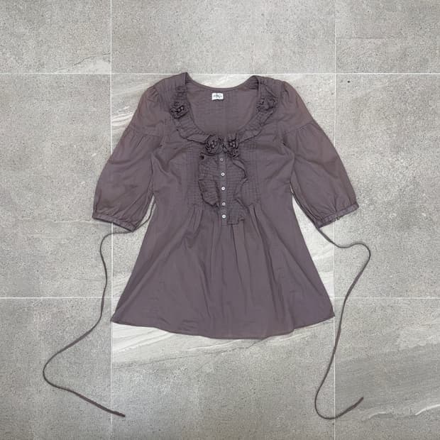 Calvin Klein ash purple ruffle flower bl