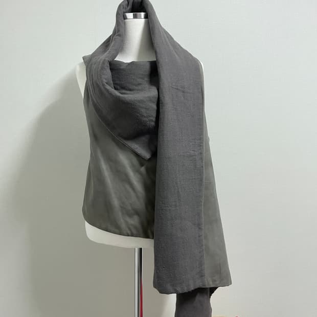 앤 드뮐미스터 레더 비대칭 베스트