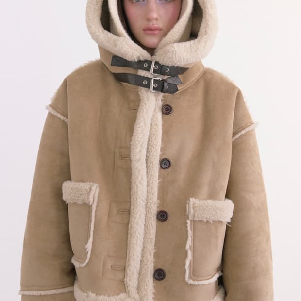 (택O) (새상품) 더오유 빈티지 버클 후디 무스탕 (베이지)