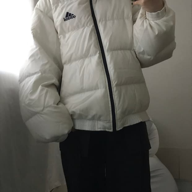 아디다스 90s 화이트 패딩